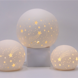 CERAMIC BALL WITH STARS